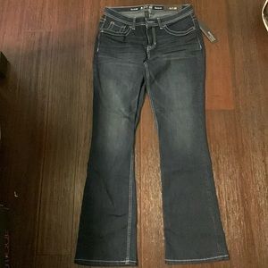 NWT Apt. 9 mid rise bootcut jeans
